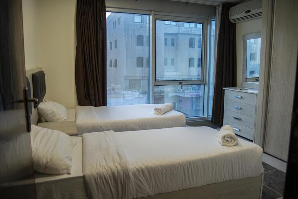 Bonsiana Hotel Suites Amman Exterior photo