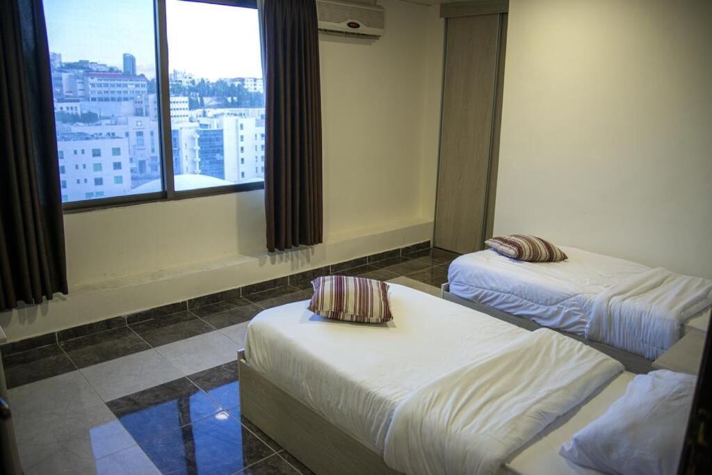 Bonsiana Hotel Suites Amman Exterior photo